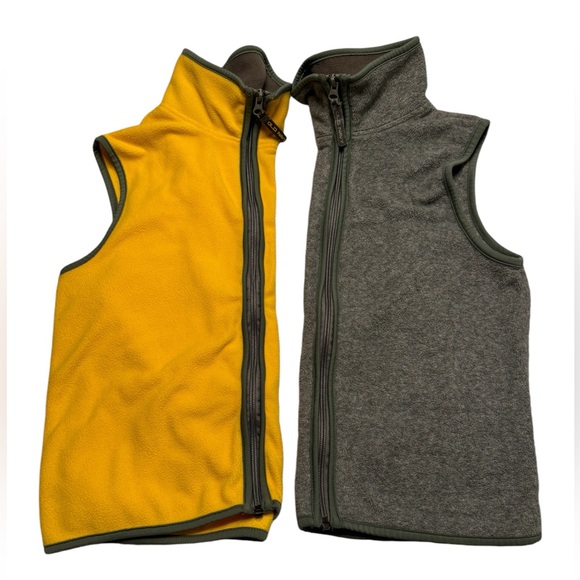Old Navy Jackets & Blazers - 2 Old Navy Fleece Zip Up Vests Size Small